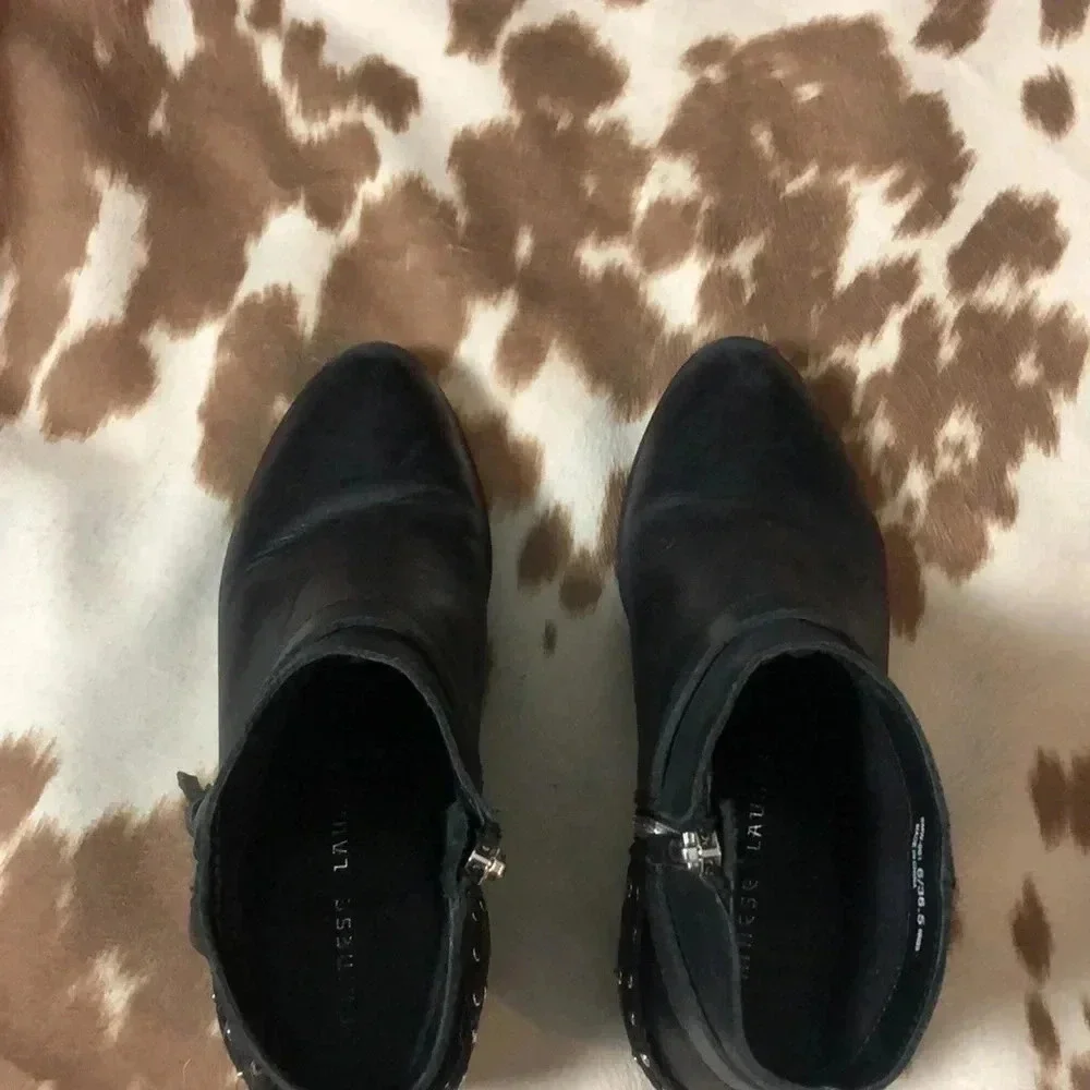 Black Chinese Laundry Booties‎ 6.5